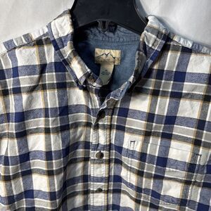 Blue Mountain Shirt Mens XL Plaid Blue Long Sleeve Button Up Outdoors Cotton